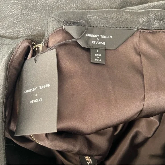 NWT Revolve x Chrissy Teigen Grayson Mini Skirt in Black | size L - Picture 8 of 11